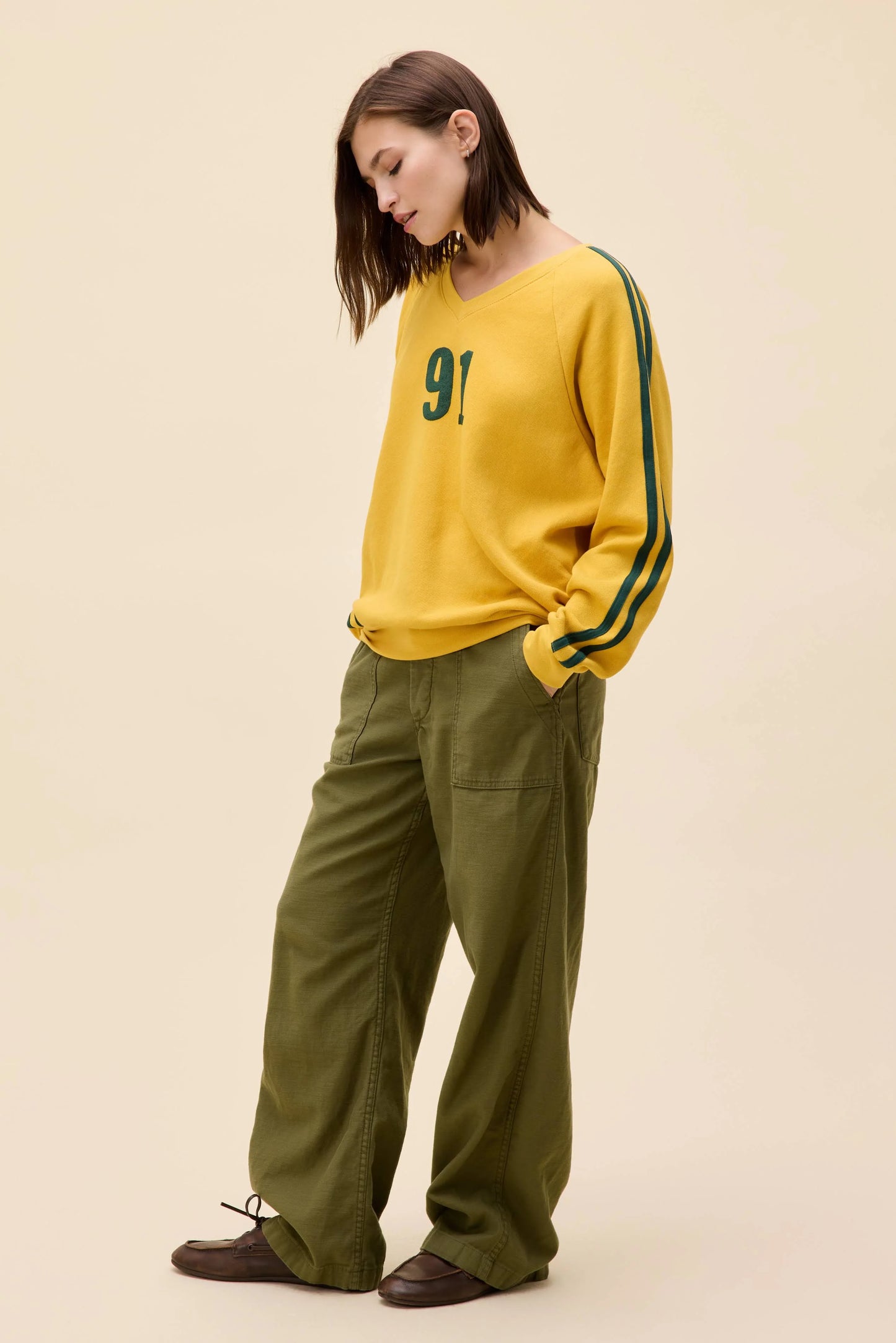 91 V-Neck Sweatshirt