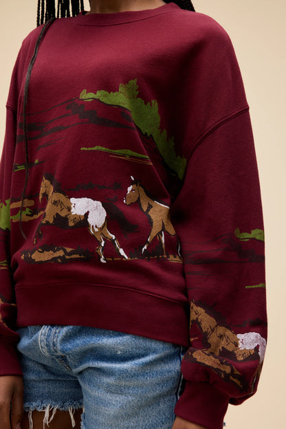 RUNNING HORSES OVERSIZED CREW