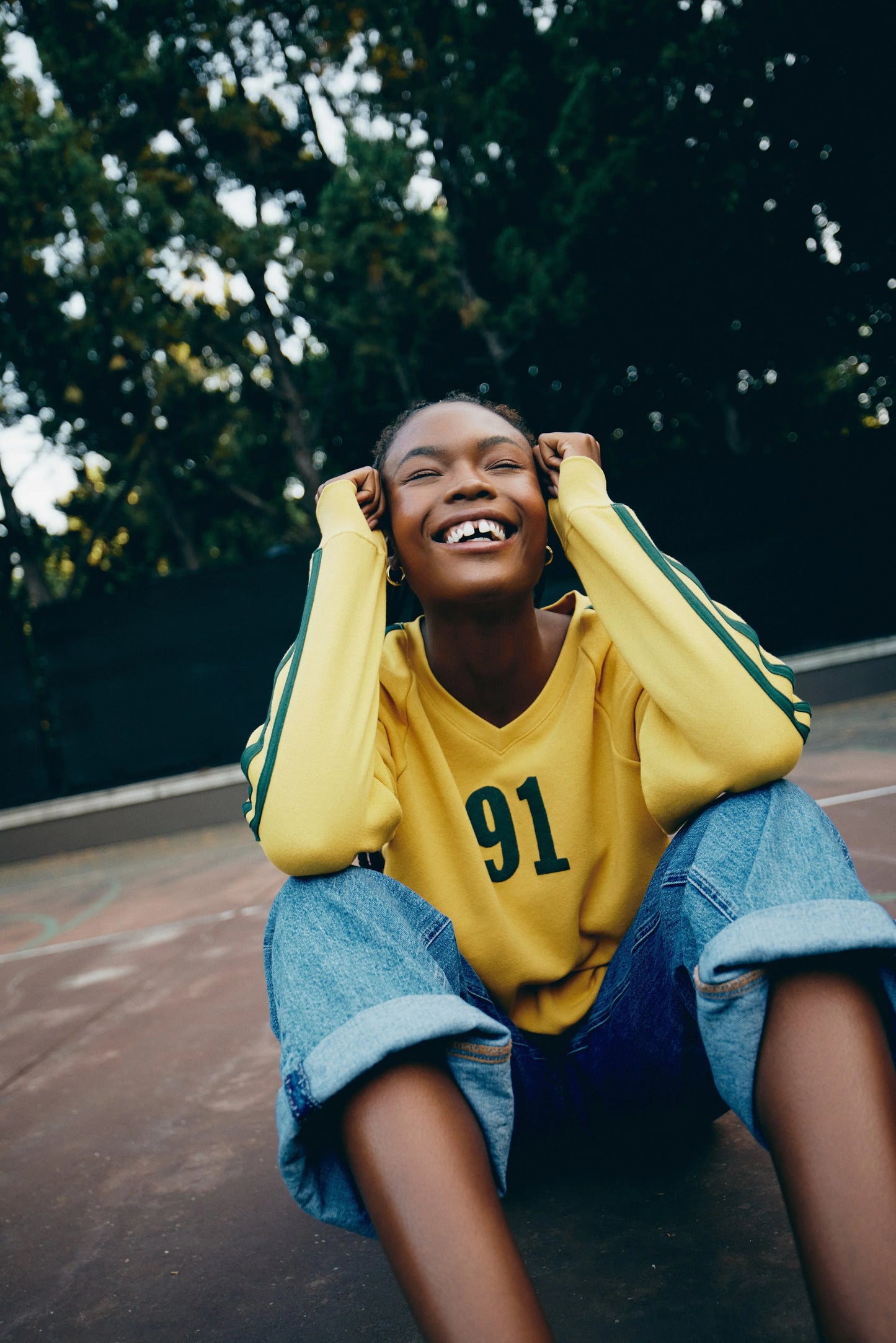91 V-Neck Sweatshirt